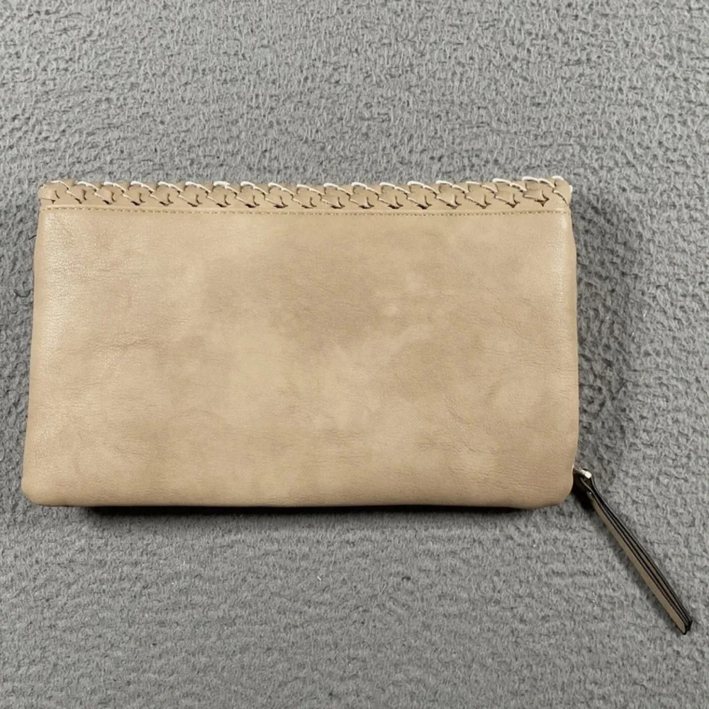 NWOT URBAN Expressions Beige Clutch - Picture 2 of 15